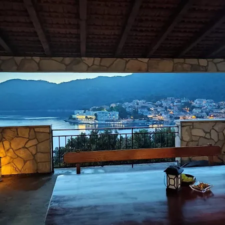 Leon Smokvica (Korcula)