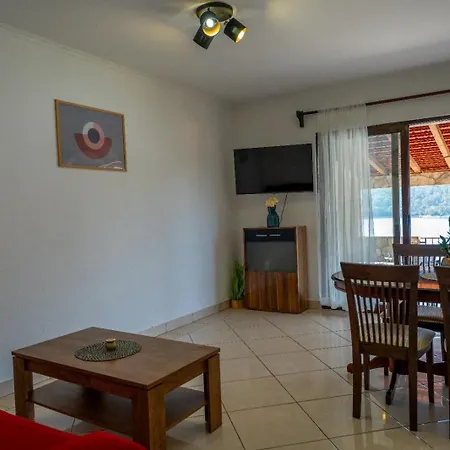 Leon Apartment